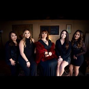 Meet your Posher, Yvette